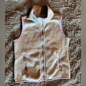 Girls vineyard vines vest. Size 5/6. Gray and purple.